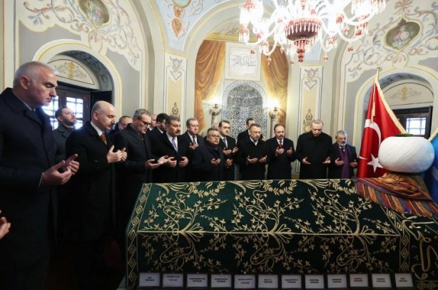 Foto - Önce Alpleri selamladı sonra da orayı ziyarete gitti