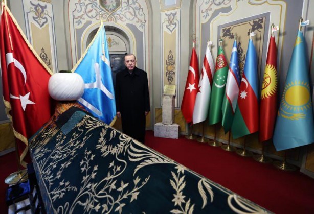 Foto - Önce Alpleri selamladı sonra da orayı ziyarete gitti