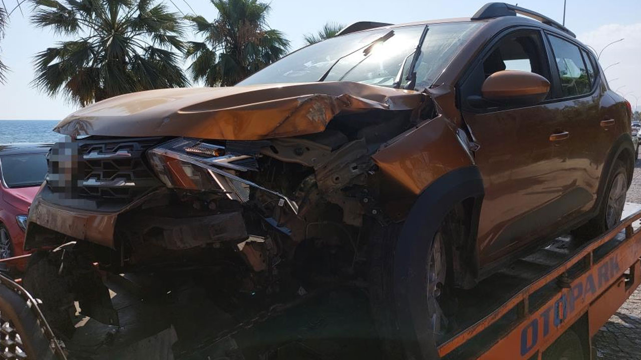 Foto - Önce araca sonra ağaca vurdu! Çanakkale’nin kahraman kadınlarından sarhoş gezen kadınlara