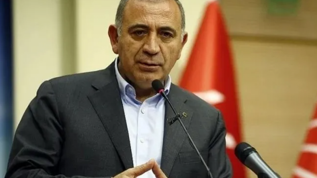 Foto - Önce ihraç, sonra savunma! Akıl alır gibi değil!