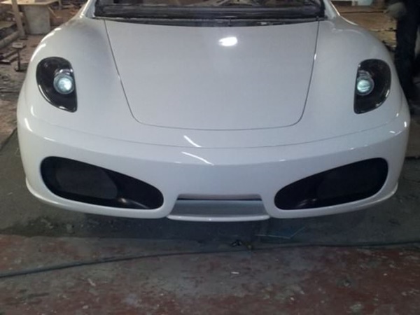 Foto - Önce Limuzin'e sonra Ferrari'ye çevirdi