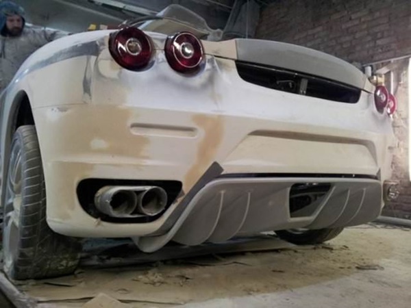 Foto - Önce Limuzin'e sonra Ferrari'ye çevirdi