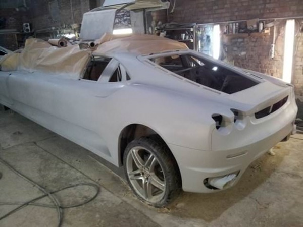 Foto - Önce Limuzin'e sonra Ferrari'ye çevirdi