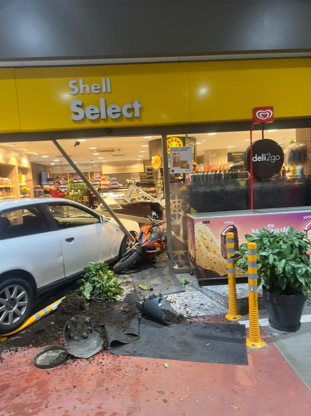 Foto - Önce otomobiliyle ezmeye çalıştı, yetmedi bıçakla kovaladı, gerçek sonradan ortaya çıktı