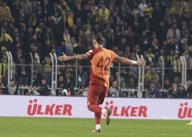 Foto - Önemli detayı açıkladılar: Artık Dzeko'nun yeni partneri Ocak'ta belli olacak! Kesin karar çıktı...