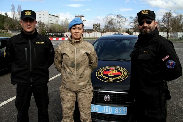 Foto - Onlar Formula 1 pilotu değil Türk Jandarması