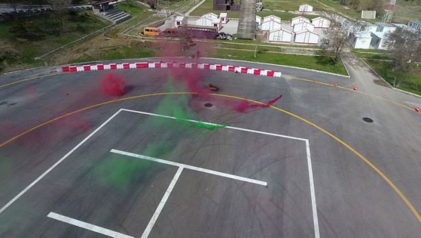 Foto - Onlar Formula 1 pilotu değil Türk Jandarması