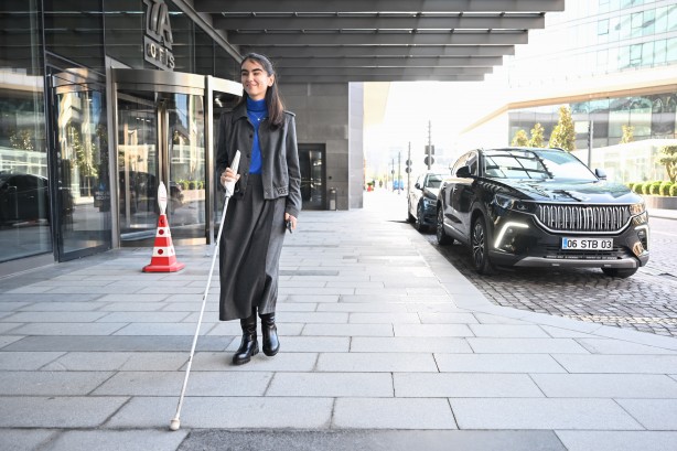 Foto - Onun lügatında engel diye bir kavram yok! Öyle bir teknoloji geliştirdi ki Togg'un gözleri oldu!
