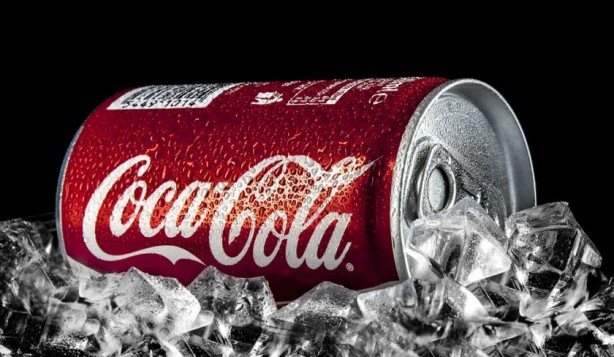 Foto - Önünde uzun kuyruklar oluşan dev marketten bomba karar! Coca Cola satışını durdurdu