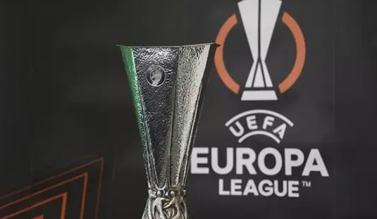 Kaderine bak! Beşiktaş, Fenerbahçe ve Galatasaray UEFA Avrupa Ligi'nde kaç puan toplar? Yapay zekaya soruldu