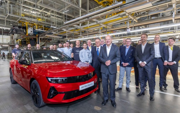 Opel, otomotiv üretiminin 125. yılını Rüsselsheim'da kutladı!
