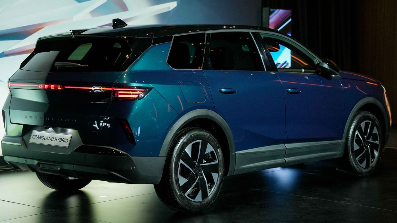 Foto - Opel yeni Grandland ile SUV pazarında atağa geçti! Elektrikli ve hybrid seçenekleriyle Türkiye pazarına merhaba dedi!