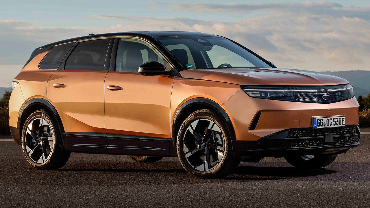 Foto - Opel yeni Grandland ile SUV pazarında atağa geçti! Elektrikli ve hybrid seçenekleriyle Türkiye pazarına merhaba dedi!