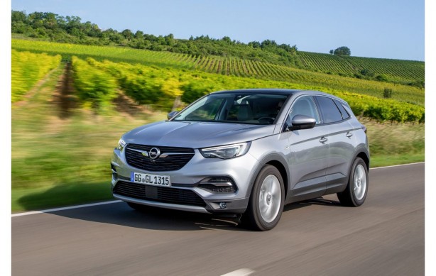 Foto - Opel'in o modelinde tamı tamına 250 bin TL indirim! Bu kampanya bir daha zor gelir! Kaçıranlar çok üzülecek