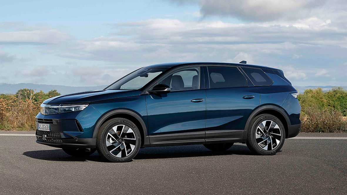 Foto - Opel’in SUV’daki amiral gemisi yeni Grandland yollara çıkıyor! Tamamen yenilenen otomobil ne zaman Türkiye’de