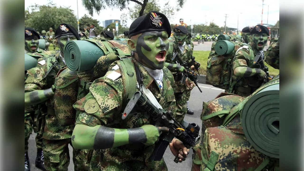Foto - Operasyondan dönen 45 asker alıkonuldu! Olayın sorumlusu bakın kim çıktı