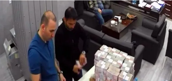 Foto - Operasyonu iktidar yaptırıyor öyle mi?