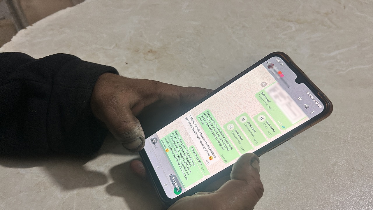 Foto - Öpücük emojili mesaj! Hem dolandırdılar hem de dalga geçtiler