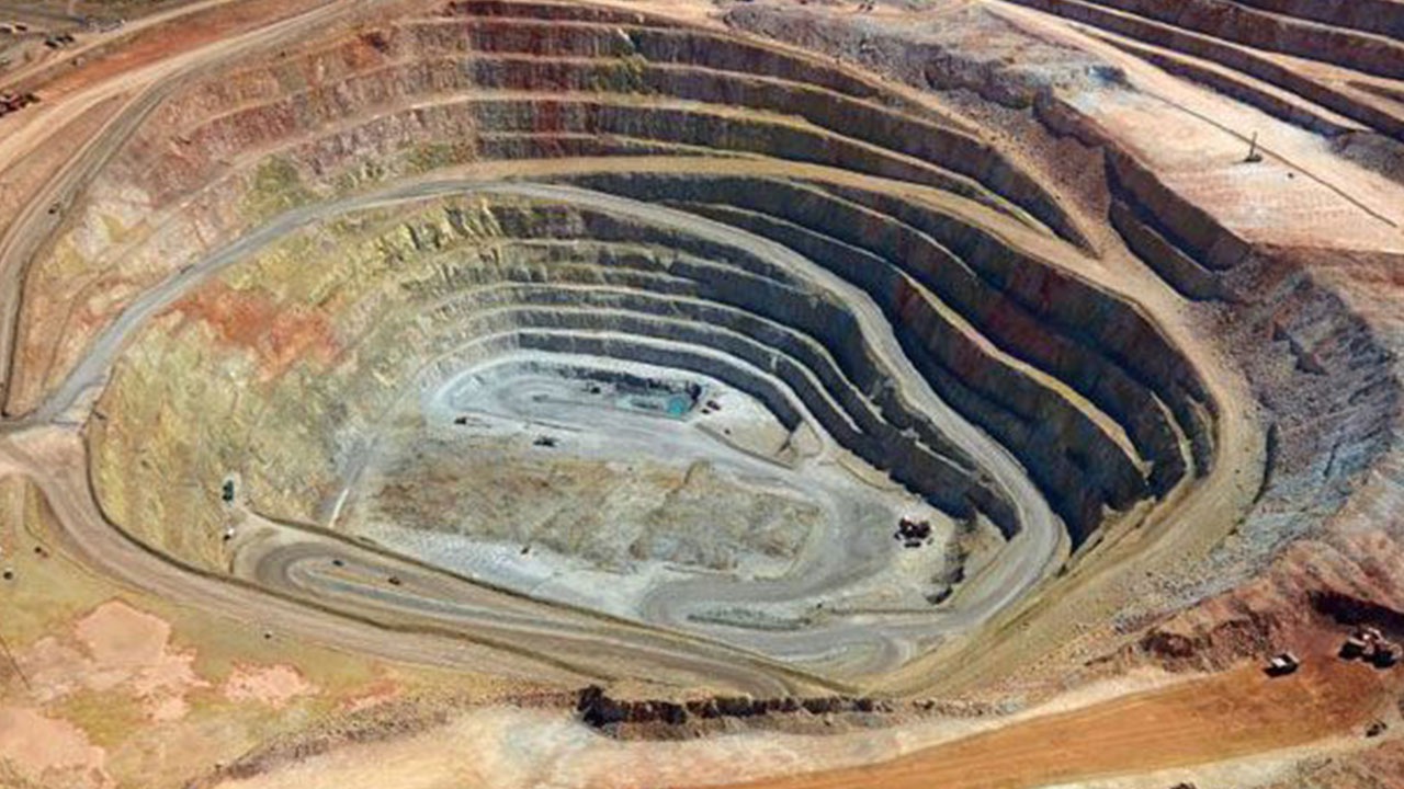 Foto - Orada tonlarca altın var! Yerin altı kaynıyor: Bizimkiler çıkarmaya başladı