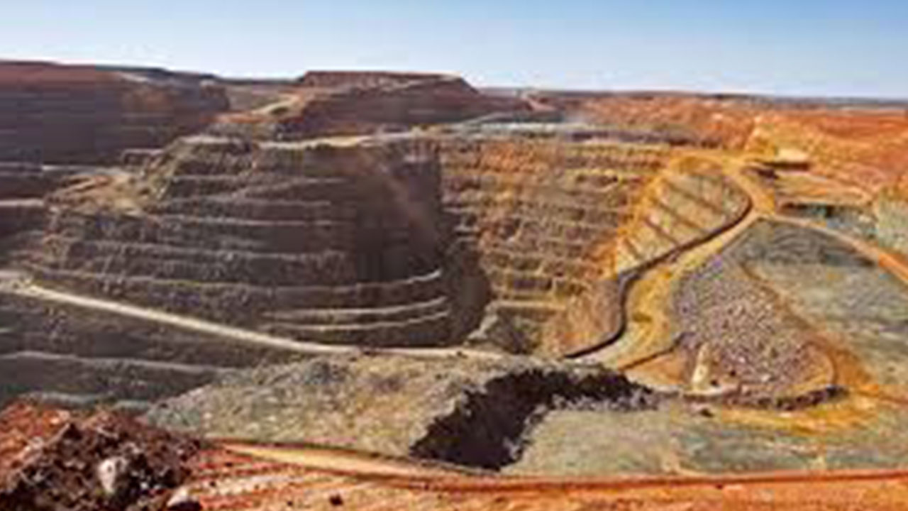 Foto - Orada tonlarca altın var! Yerin altı kaynıyor: Bizimkiler çıkarmaya başladı