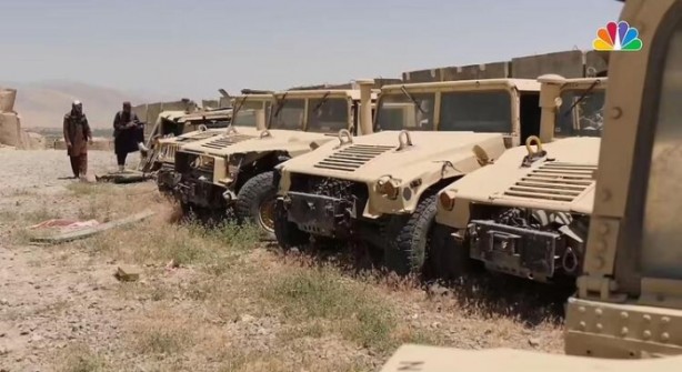 Foto - Ordu çöktü! Silahları bırakıp örgüte katıldılar