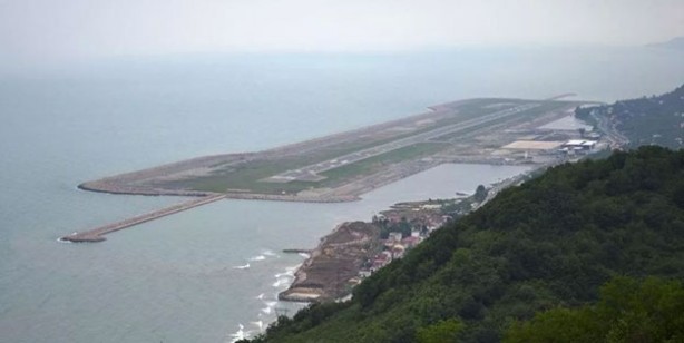 Ordu-Giresun Havalimanı'nda ulaşıma sis engeli