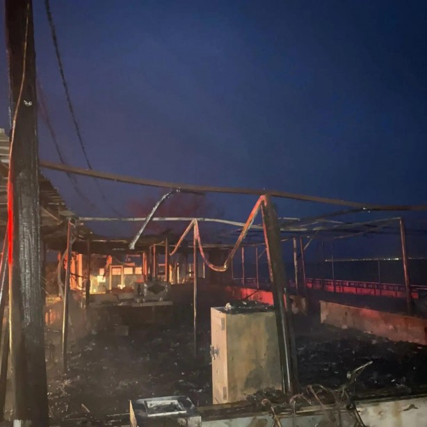 Foto - Ordu’da bir restoran, yangın sonucu küle döndü