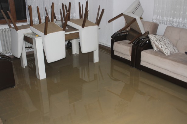 Foto - Ordu’da taşkın yaşandı, evleri su bastı