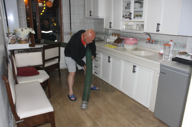 Foto - Ordu’da taşkın yaşandı, evleri su bastı