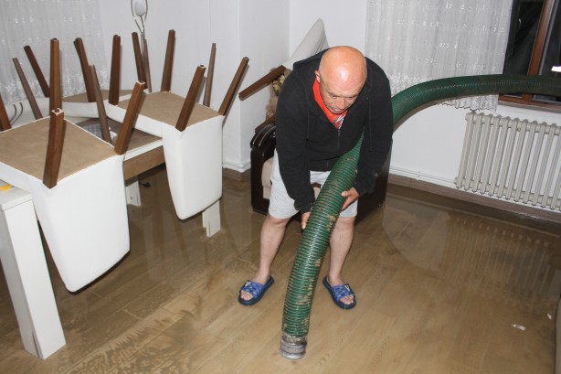 Ordu’da taşkın yaşandı, evleri su bastı