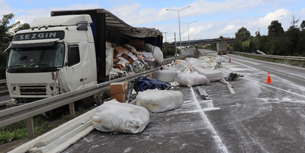 Ordu'da trafiği aksatan kaza