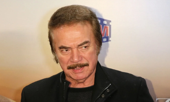 Foto - Orhan Gencebay'dan kötü haber! Apar topar hastaneye kaldırıldı