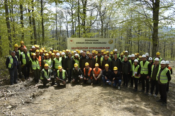 Foto - Orman değerlerini artırmak yerinde sürekli eğitimle sağlanıyor