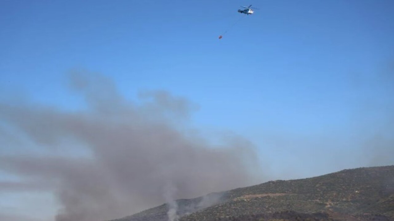 Foto - Orman yangını devam ediyor! İzmir’de dağlar simsiyah oldu