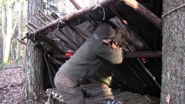 Foto - Ormanda nasıl kulübe yapılır? İşte cevabı...