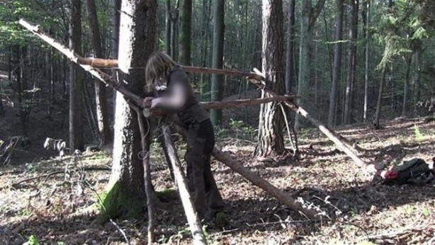 Foto - Ormanda nasıl kulübe yapılır? İşte cevabı...