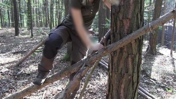 Foto - Ormanda nasıl kulübe yapılır? İşte cevabı...