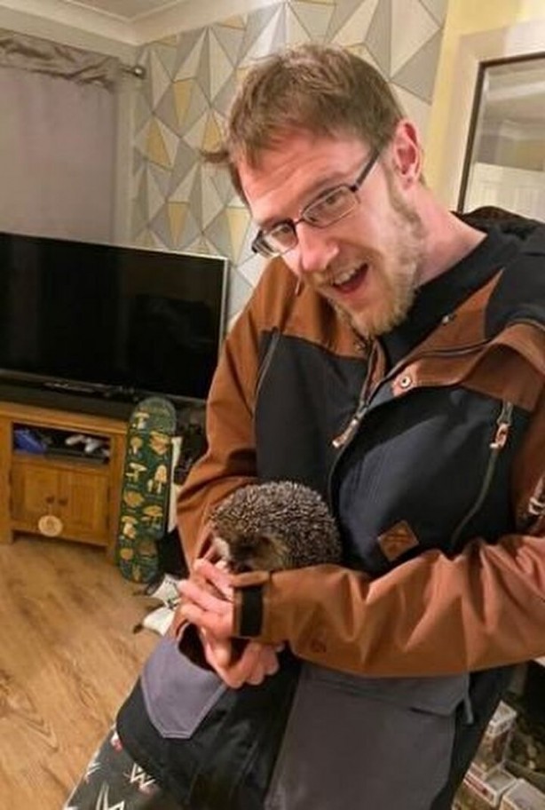 Foto - Ormanda ölü adam parmakları ile karşılaştı! Gerçek ortaya çıkınca şok oldu