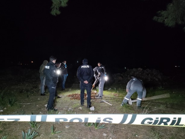 Ormanlık alandaki gizemli mezar ekipleri alarma geçirdi! 