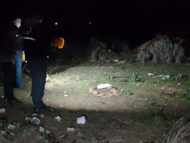 Foto - Ormanlık alandaki gizemli mezar ekipleri alarma geçirdi! 