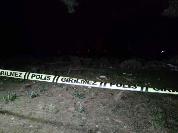 Foto - Ormanlık alandaki gizemli mezar ekipleri alarma geçirdi! 