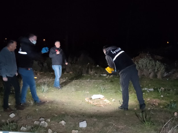 Foto - Ormanlık alandaki gizemli mezar ekipleri alarma geçirdi! 