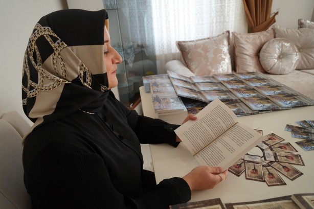 Foto - Örnek alınacak azim! Ev hanımı kadın 2 kitap yazdı