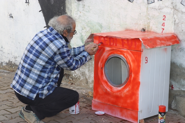 Foto - Örnek hareket! Hurda çamaşır makinesi ve atıklardan bakın ne yapıyor