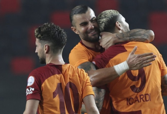 Foto - Orta sahaya Tangocu! Galatasaray yıldız isimde ısrarcı... Hemen bunu yapacaklar
