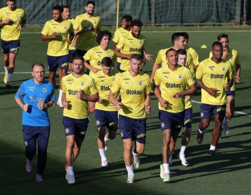 Foto - Orta sahaya yıldız Manchester City'den geliyor: İngiltere bu olayı konuşuyor: Türkiye'ye geliyor mu?