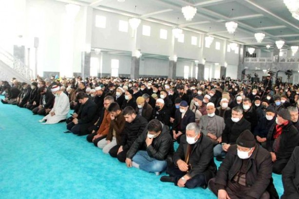 Foto - "Ortaçağ zihniyeti"nin son ürünü Özgür Özel için yas günü! Ali Erbaş'tan müthiş hamle