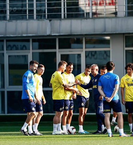 Foto - Ortalığı ayağa kaldıran çıkış bu olsa gerek: Kör ölür badem gözlü olur...