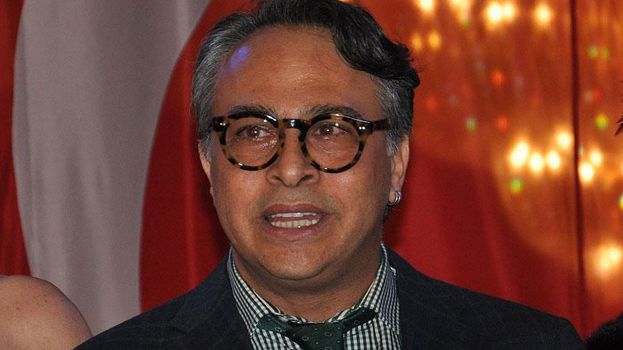 Foto - Fatih Tezcan'dan ortalığı karıştıracak çıkış! O ismin Kıbrıs'ta erkek erkeğe basıldığını ima etti