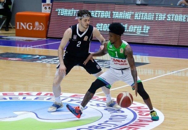 Foto - Ortalığı karıştıran görüntü! Beşiktaş'ın yıldızı Fenerbahçe yöneticisiyle...